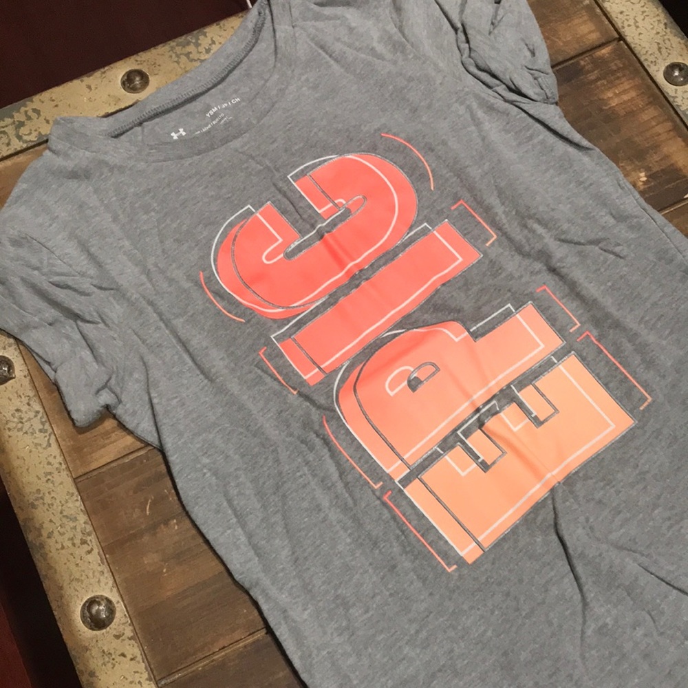 UA T